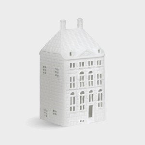 KLEVERING, WHITE PORCELAIN TEALIGHT 'REMBRANDTHUIS' LARGE CANAL HOUSE, 7.5 x 7 x 14cm.
