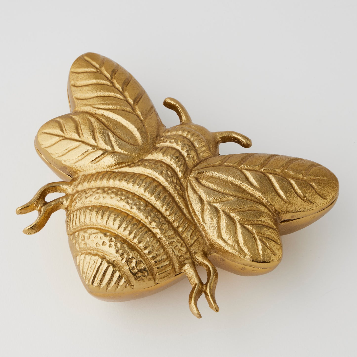 BUMBLE BEE LIDDED TRINKET BOX, BRASS ALLOY METAL, 13.5 x 17.5 x 6cm.