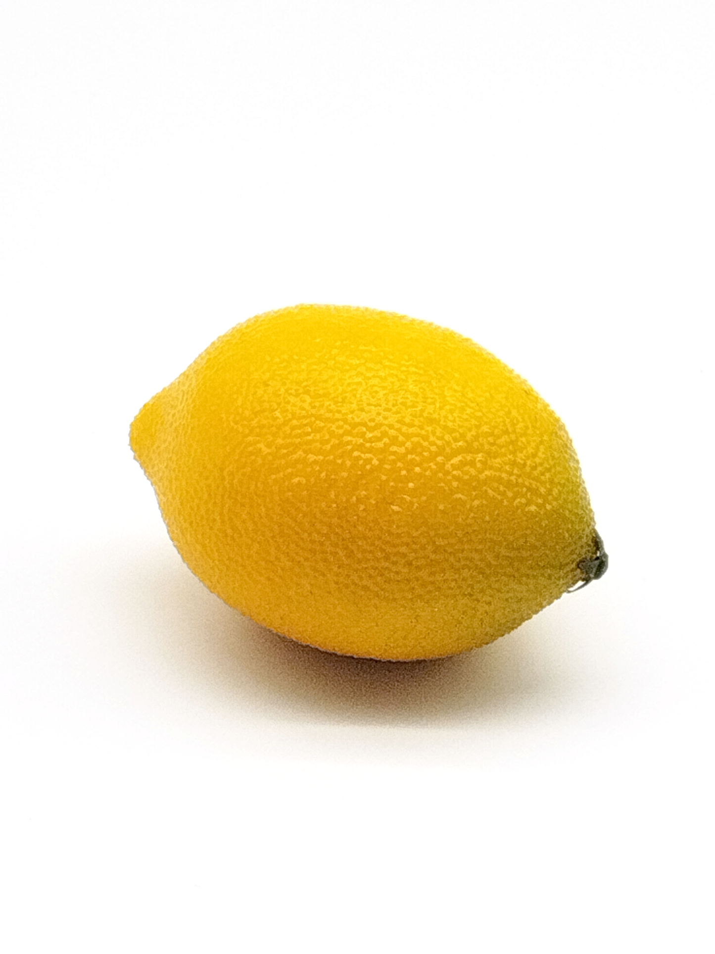 FAUX DECORATIVE LEMON