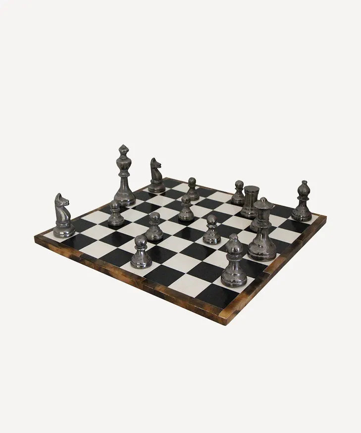 THIRTY TWO PIECE CHESS SET, WITH WOODEN INLAID BOARD AND ALUMINIUM CHESS PIECES, 22 x 22 x 2cm