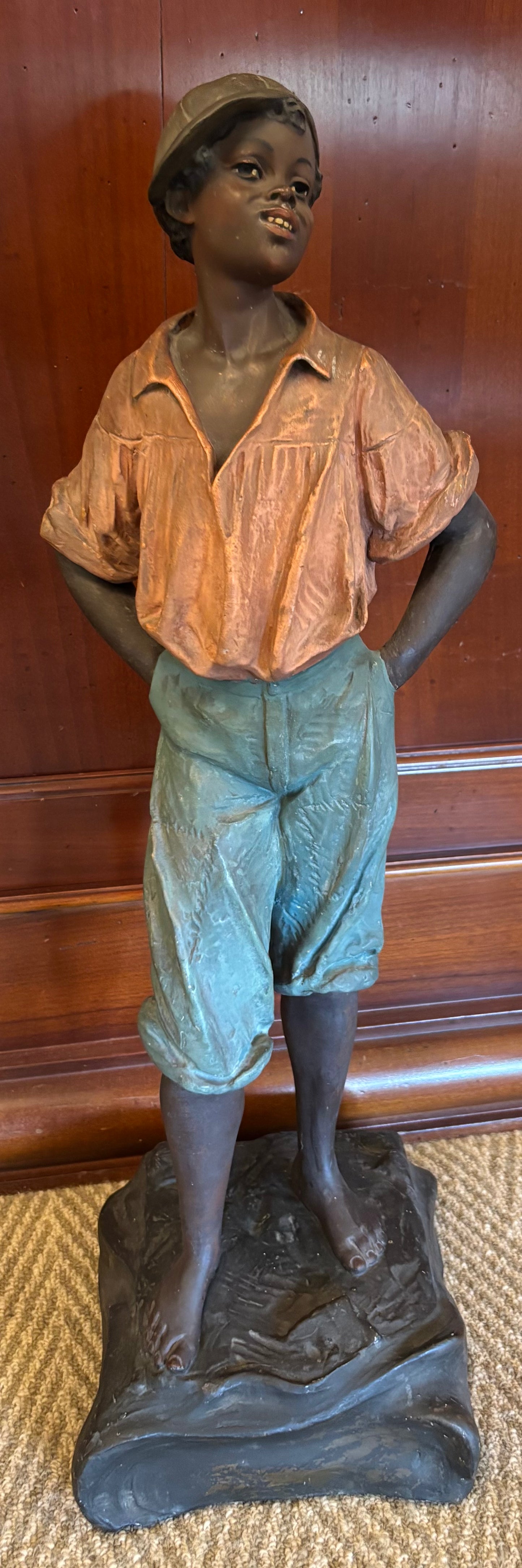 FRIEDRICH GOLDSCHEIDER (1845-1897) STYLE POLYCHROME PLASTER STAUE OF A YOUNG BOY WEARING A CAP, HEIGHT 55cm, CIRCA 1900.