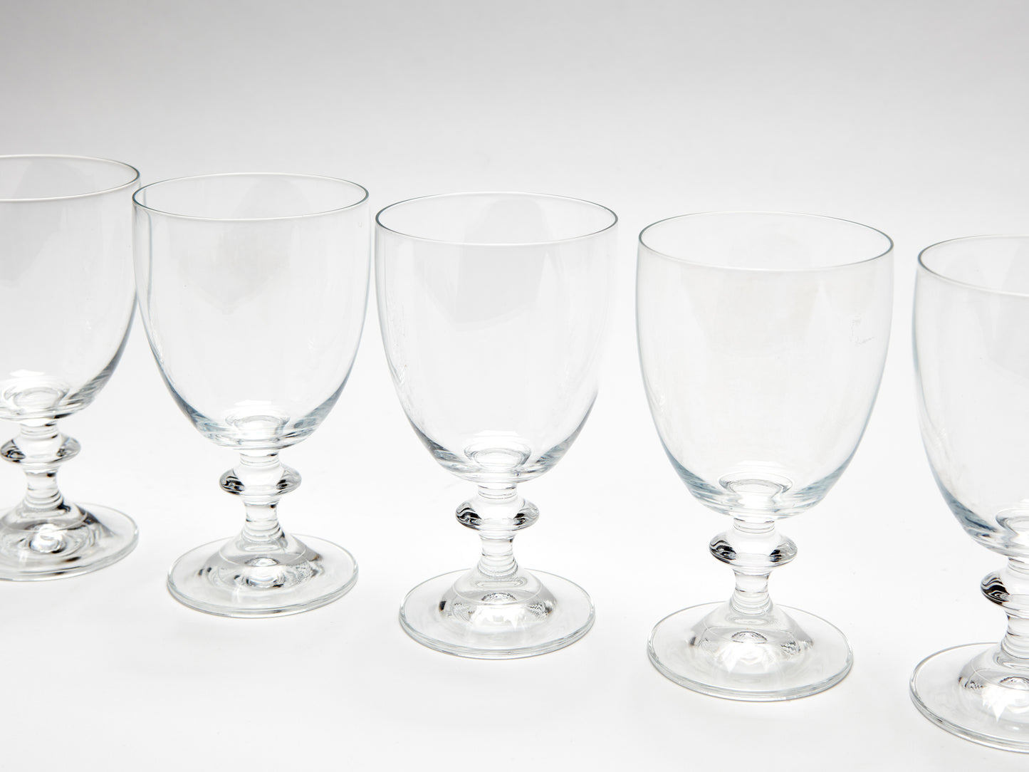 SET OF SIX CRYSTAL WINE GOBLETS