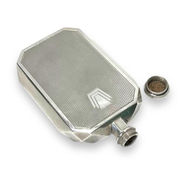 JAMES DIXSON & SONS, SHEFFIELD, ART-DECO SILVER PLATED CAR RADIATOR STYLE HIP FLASK, 9 x 15 x 2cm.
