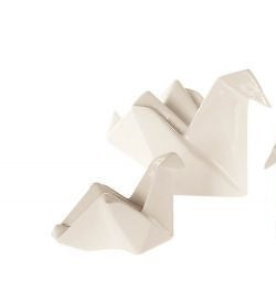 SELETTI, PAIR OF CERAMIC SWANS, 10cm & 12cm RESPECTIVELY.