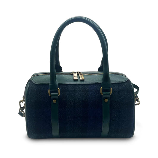 ISLANDER UK, MEDIUM BLACKWATCH TARTAN HARRIS TWEED DUFFLEL, WITH DETACHABLE SHOULDER STRAP, 30cm x 15 x 18cm.