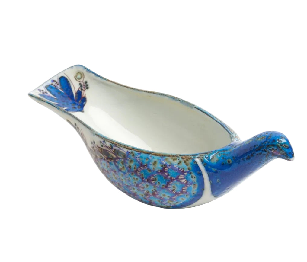 A BERTE JESEN DOVE FOR ROYAL COPENHAGEN DENMARK, EDITION 471 / 2749, 27 x 9 x 6cm.
