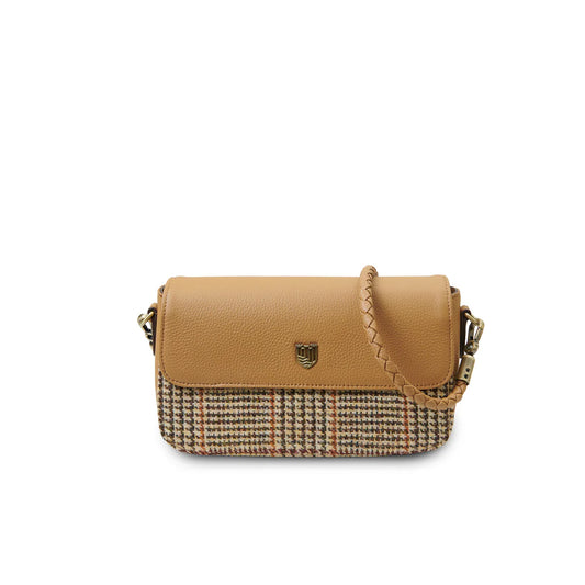 ISLANDER UK, CAITHNESS CLUTCH WITH SHOULDER STRAP, DOG TOOTH HARRIS TWEED, L: 26cm H: 14cm W: 10cm.