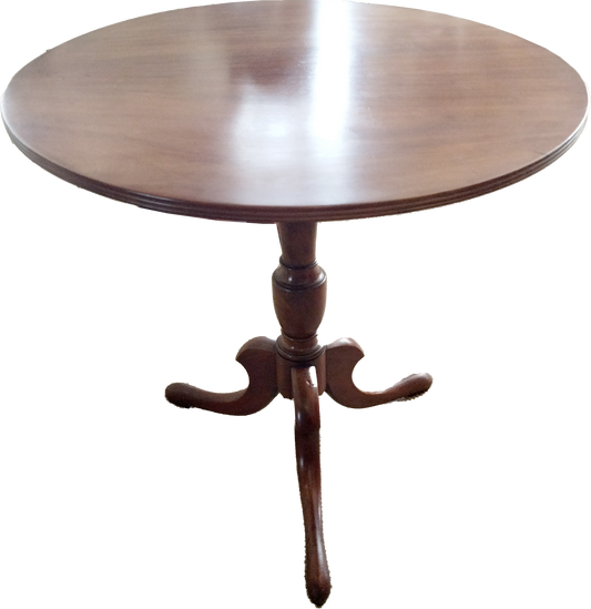 AN ENGLISH MAHOGANY TILT TOP CIRCULAR WINE TABLE ON TRIPOD BASE, DIAMETER 74cm, HEIGHT 74cm, 19th CENTURY.