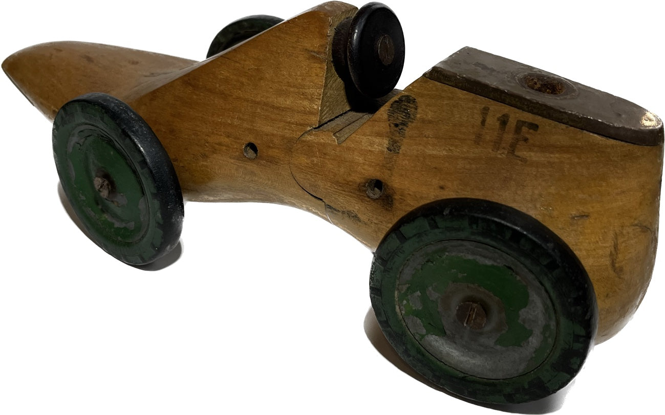 A VINTAGE SHOE-LAST RACING CAR TOY, 30 x 12 x 12cm.