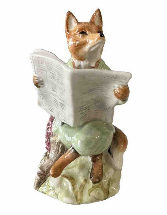 ROYAL ALBERT BEATRIX POTTER SERIES, 'FOXY READING' PORCELAIN FIGURINE, MADE IN THE UK,CIRCA 1990, HEIGHT 11cm.