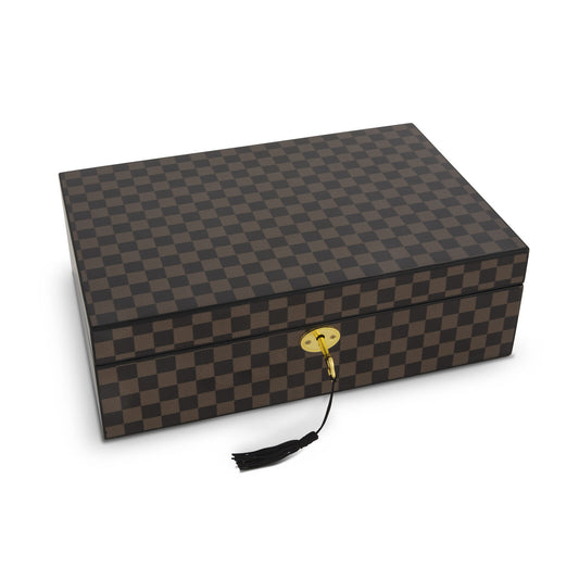LACQUER CHECK VENEER JEWELLERY BOX, 30 x 20 x 9.5cm.