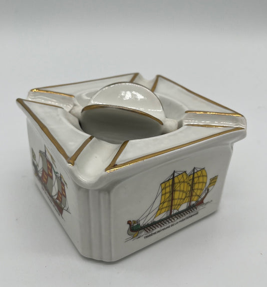 VINTAGE LIMOGES PORCELAINE DE PARIS ASHTRAY, WITH HISTORIC SHIP MOTIF, 12 x 12 x 7cm.