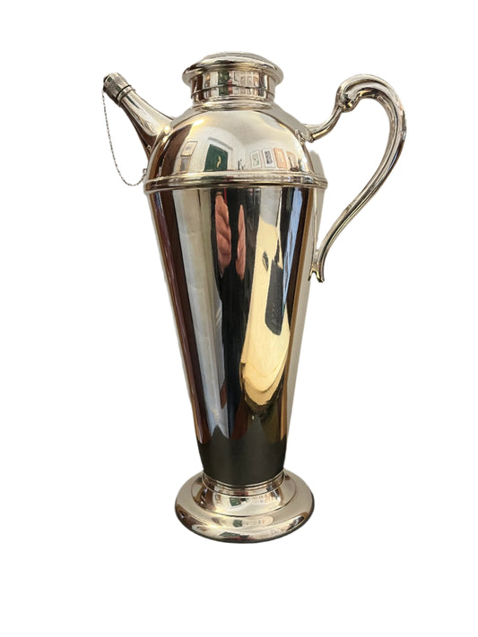 RENOWN, SILVER PLATED ART DECO COCKTAIL SHAKER, 30 x 20 x 10cm, CIRCA 1930