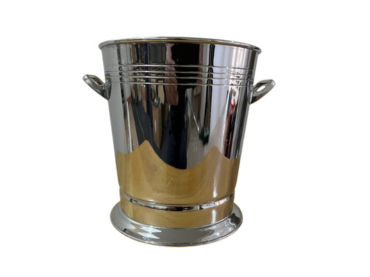CARRINGTON ENGLAND, ART DECO SILVER PLATED ICE BUCKET, HEIGHT 17cm, DIAMETER 15cm.