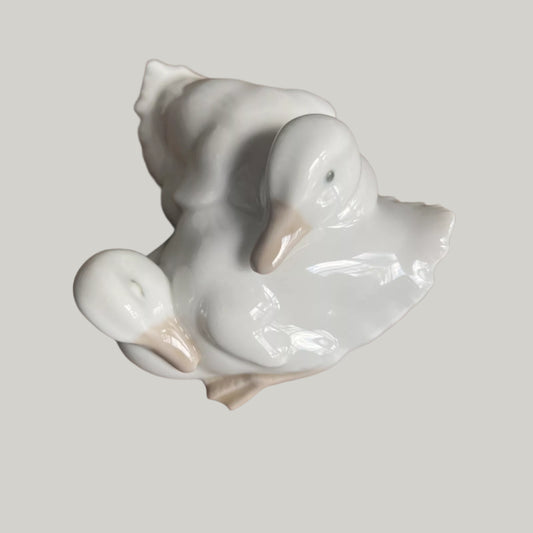 NAO BY LADRO, PORCELAIN SNUGGLING DUCKS FIGURE, CIRCA 1982, MADE IN SPAIN, 11 x 6 x 8cm.